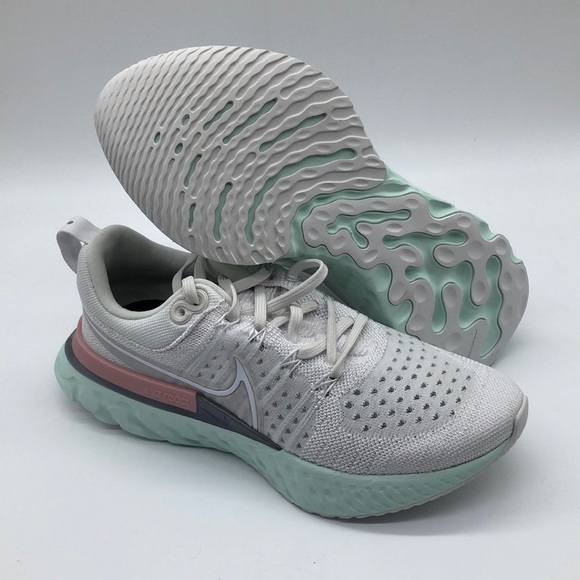 WOMEN'S NIKE CT2423 007 REACT INFINITY RUN FK 2 RUNNING SHOES SNEAKERS no box - Picture 1 of 7